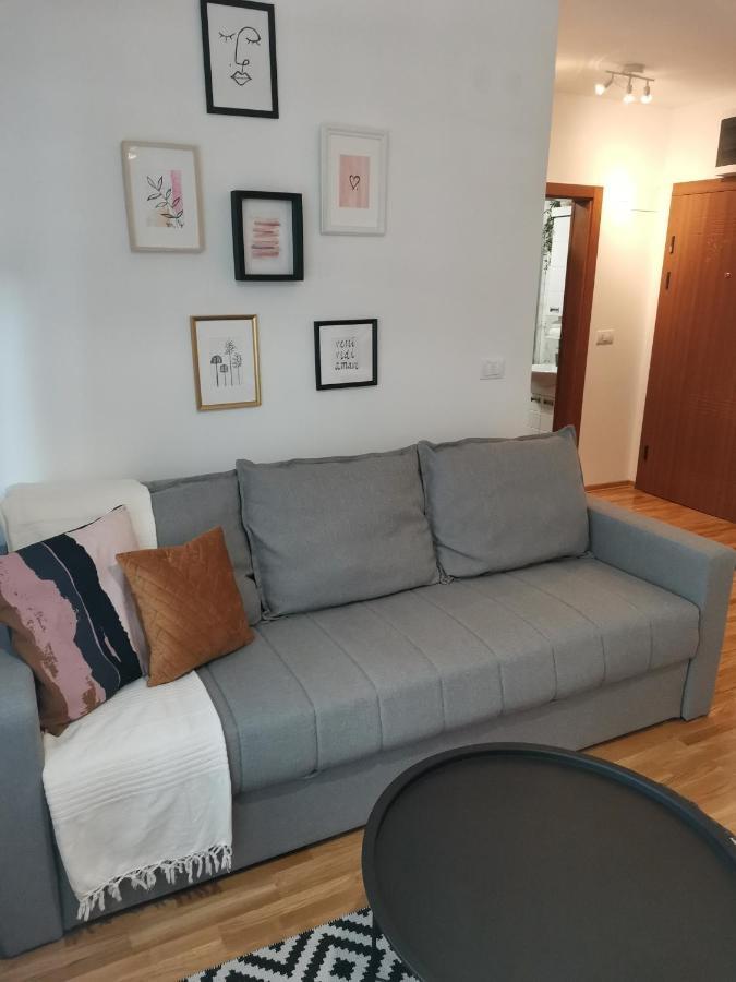 Apartman Kardas วรินรัชกา บานยา ภายนอก รูปภาพ