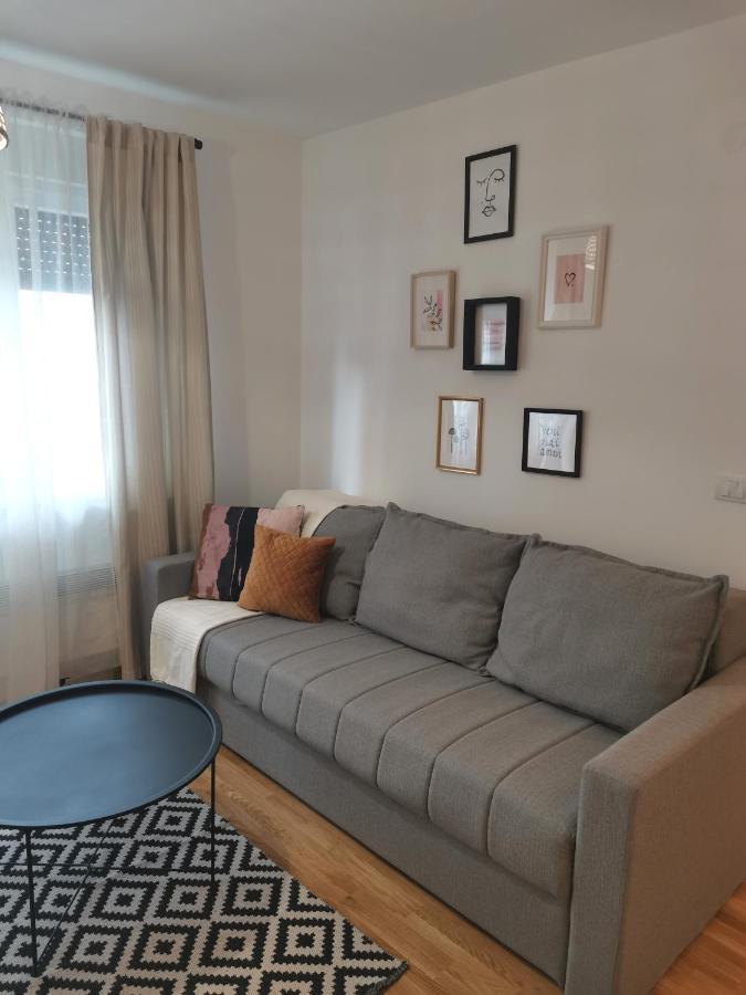 Apartman Kardas วรินรัชกา บานยา ภายนอก รูปภาพ